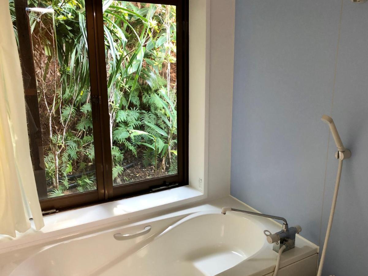 Villa Sea Breeze à Onna Extérieur photo